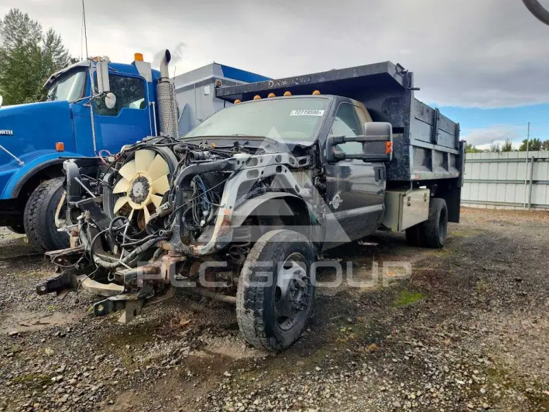 2012 Ford F-550 фото