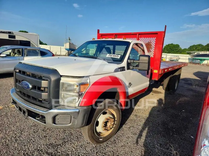 2012 Ford F-550 фото