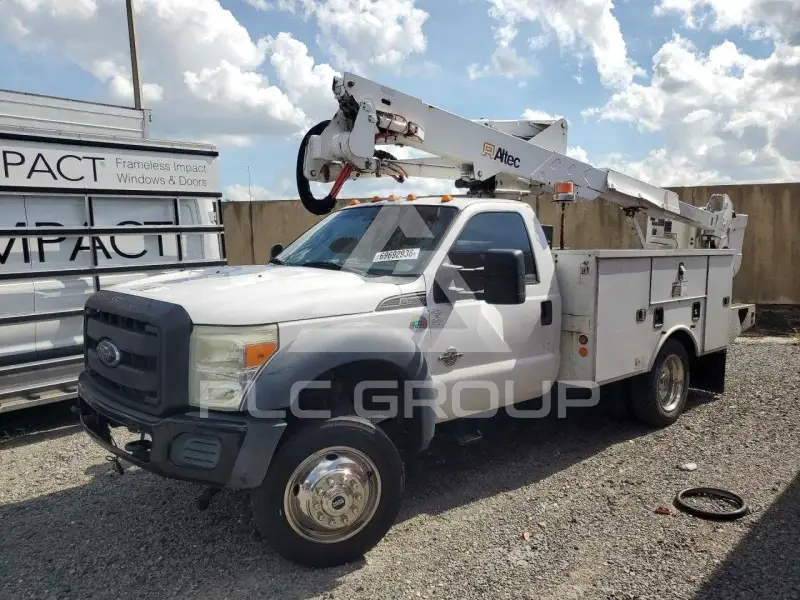 2012 Ford F-550 фото