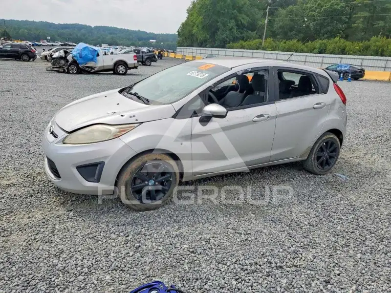 2012 Ford FIESTA фото