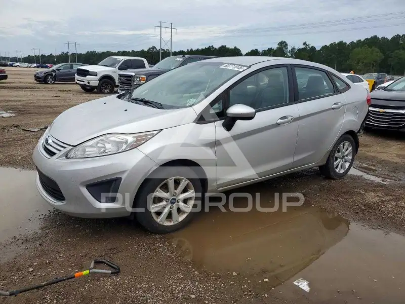 2012 Ford FIESTA фото