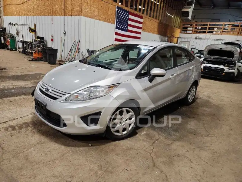 2012 Ford FIESTA фото