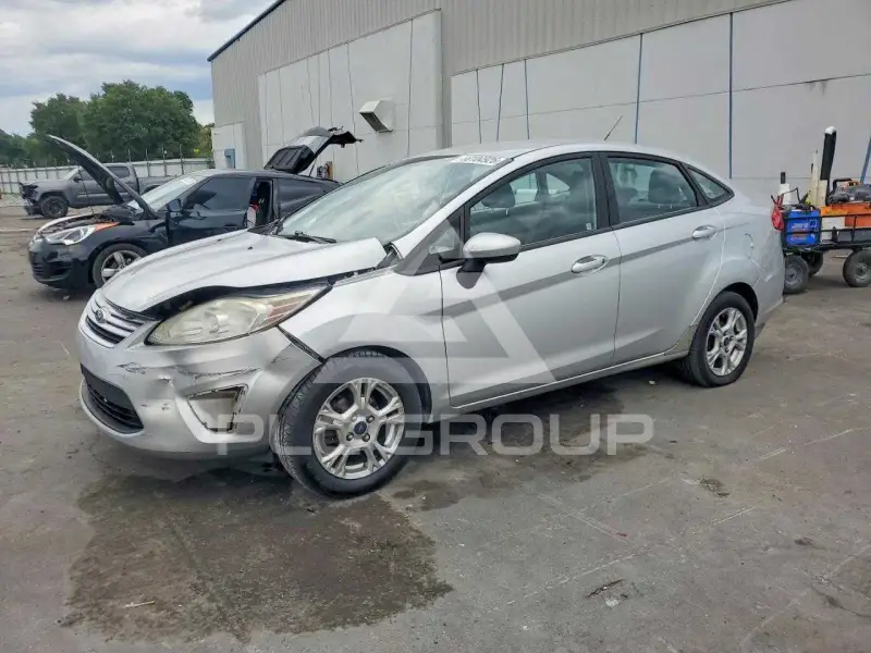 2012 Ford FIESTA фото