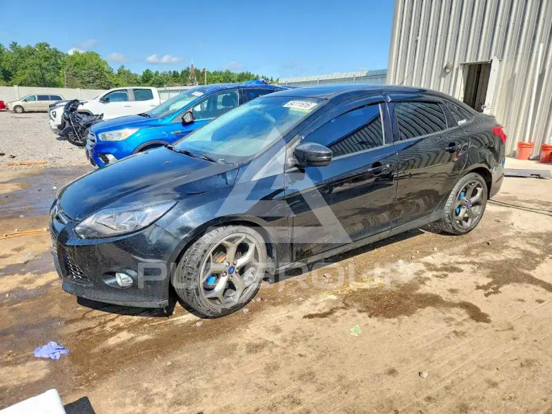 2012 Ford FOCUS photo