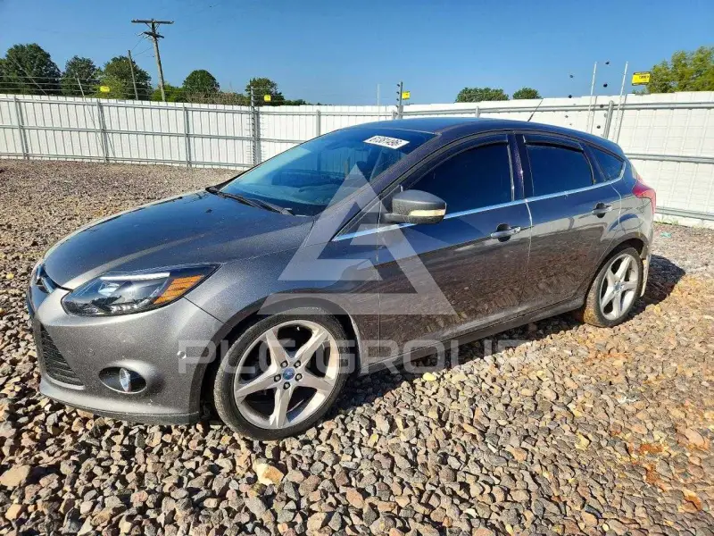 2012 Ford FOCUS photo