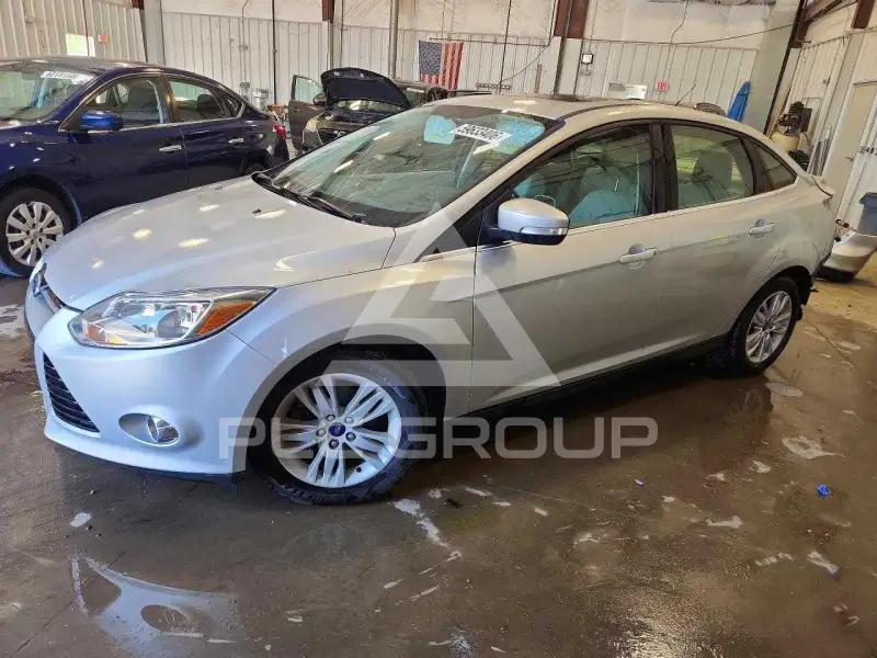 2012 Ford FOCUS photo