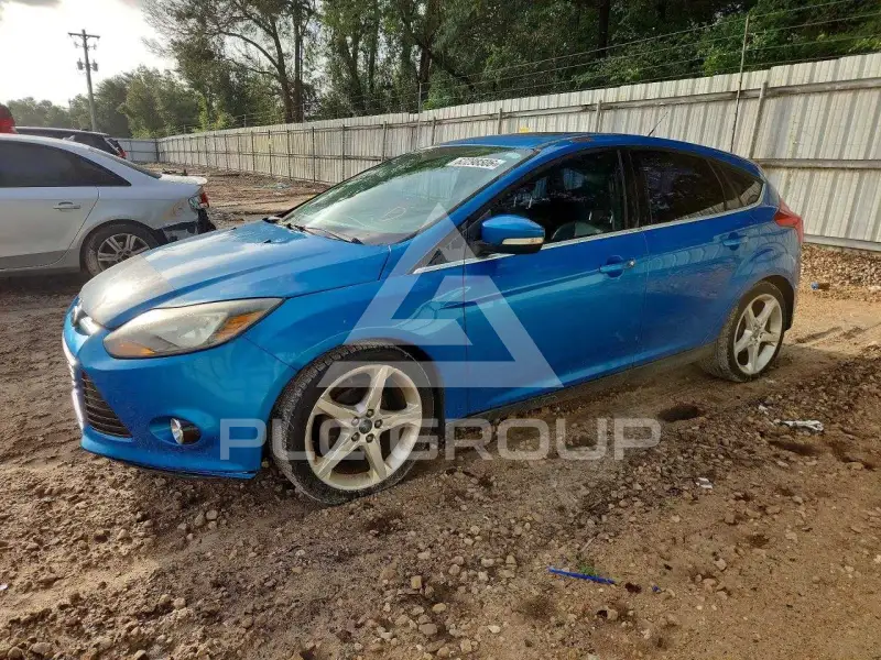 2012 Ford FOCUS photo