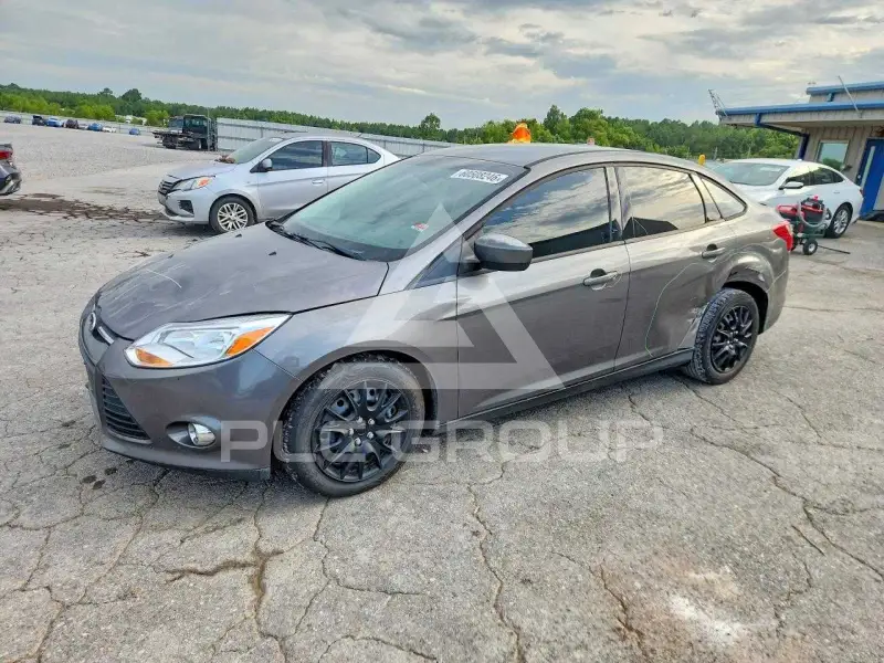 2012 Ford FOCUS photo