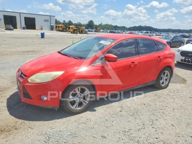 2012 Ford FOCUS photo