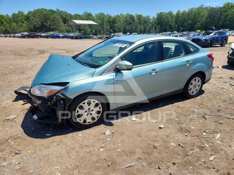2012 Ford FOCUS photo