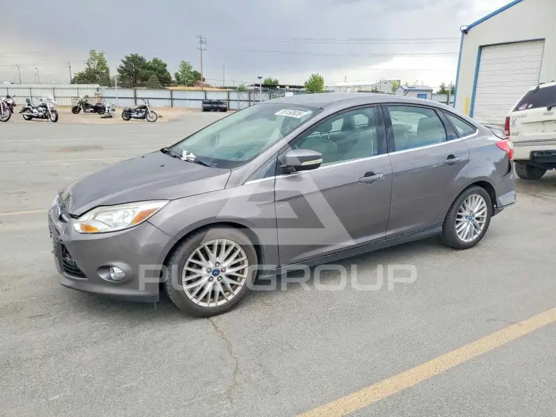 2012 Ford FOCUS photo