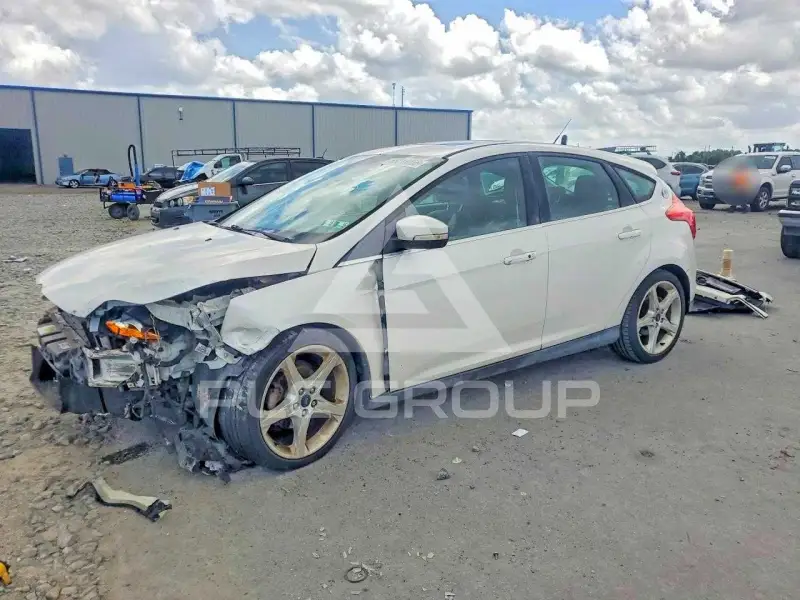 2012 Ford FOCUS фото
