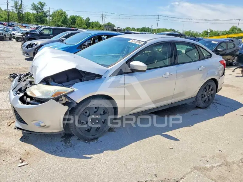 2012 Ford FOCUS фото