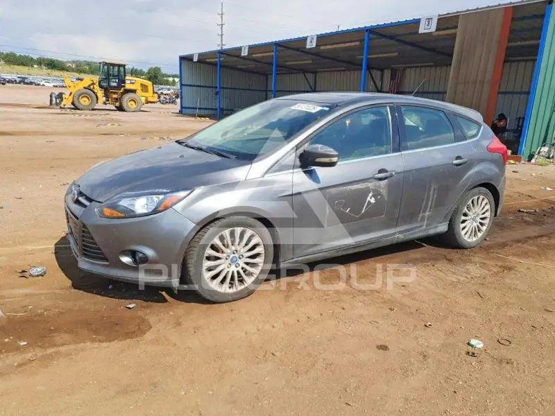 2012 Ford FOCUS photo
