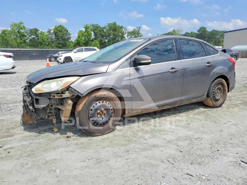 2012 Ford FOCUS photo