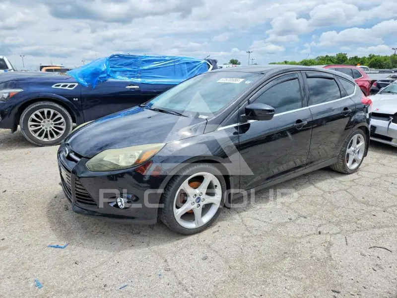 2012 Ford FOCUS photo