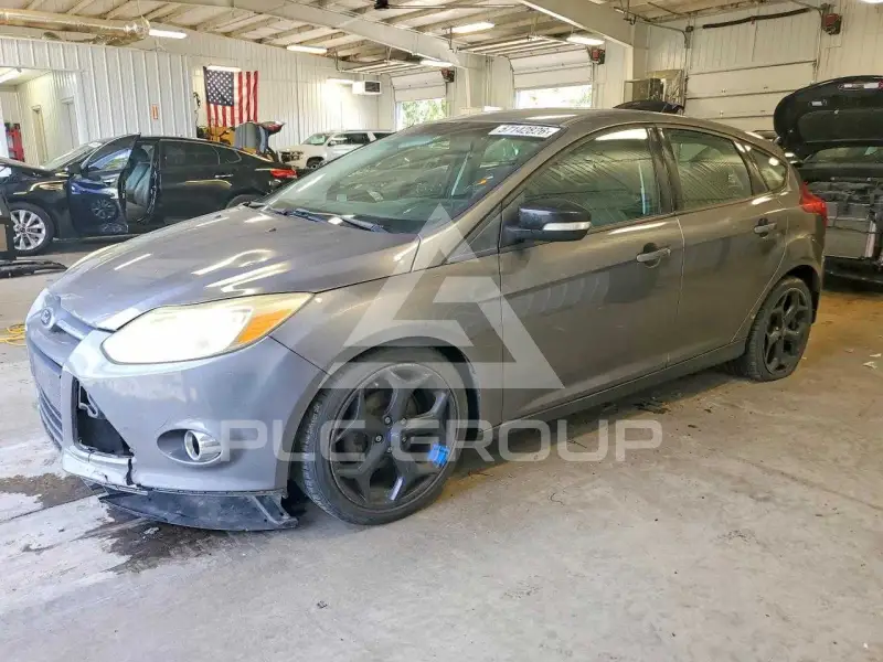 2012 Ford FOCUS photo