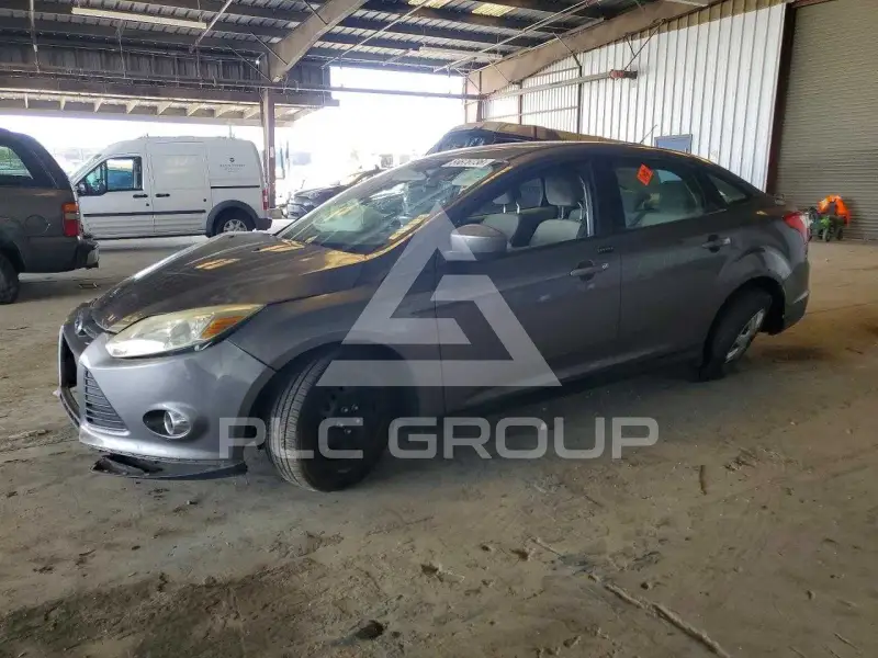 2012 Ford FOCUS photo