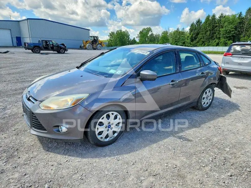 2012 Ford FOCUS photo