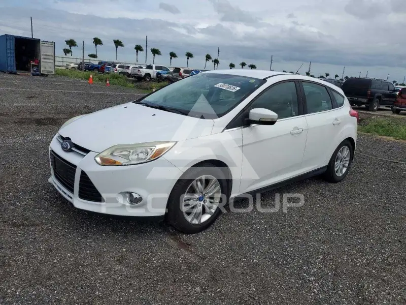 2012 Ford FOCUS photo