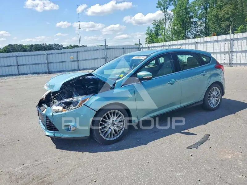 2012 Ford FOCUS photo