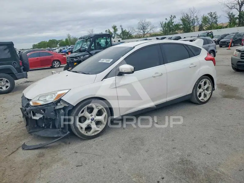 2012 Ford FOCUS фото
