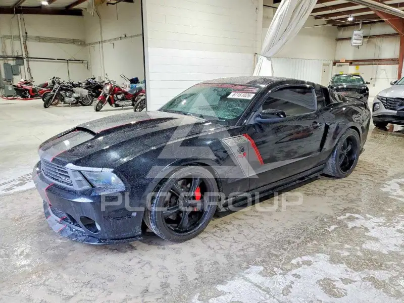 2012 Ford MUSTANG photo