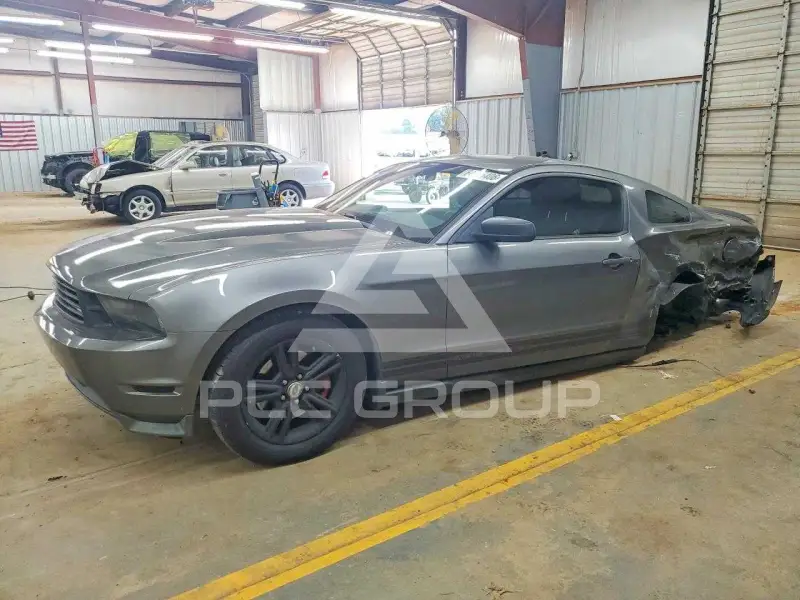 2012 Ford MUSTANG фото