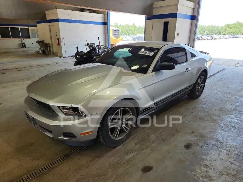 2012 Ford MUSTANG фото