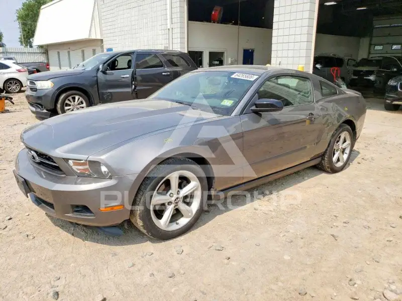 2012 Ford MUSTANG photo