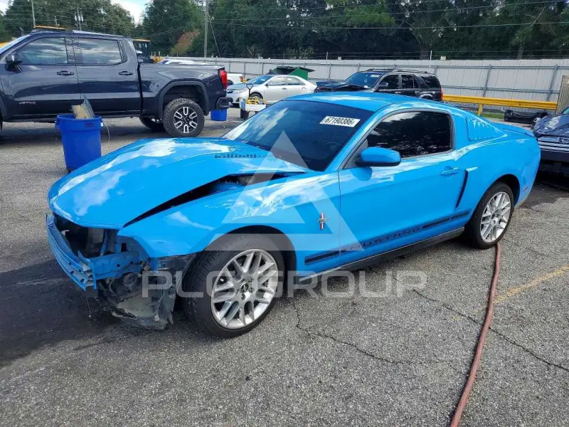 2012 Ford MUSTANG photo