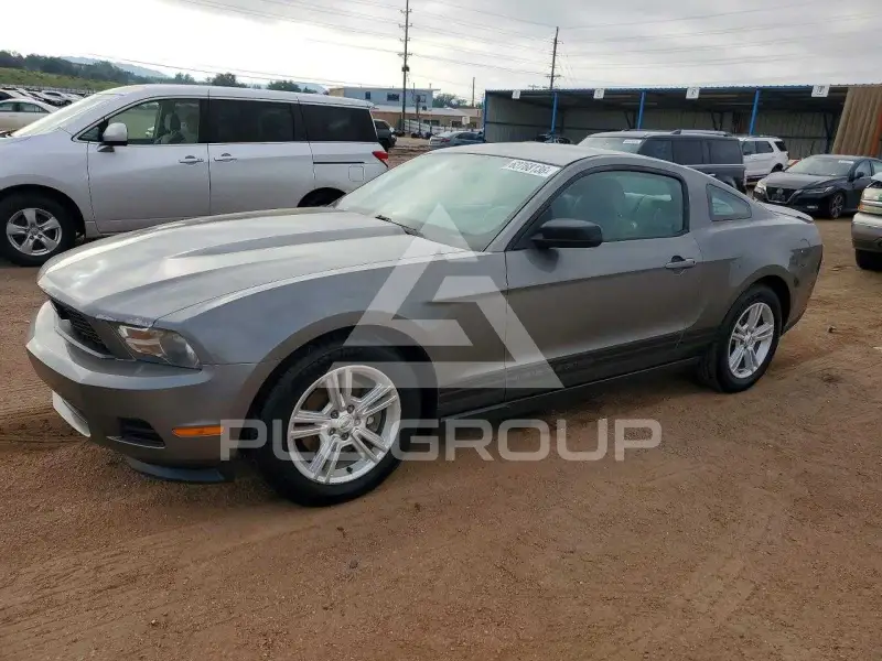 2012 Ford MUSTANG фото