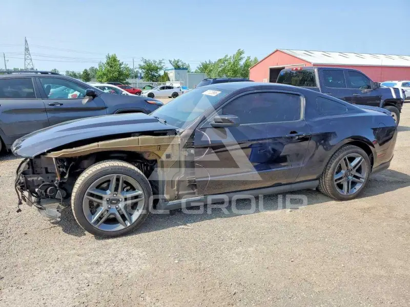 2012 Ford MUSTANG фото