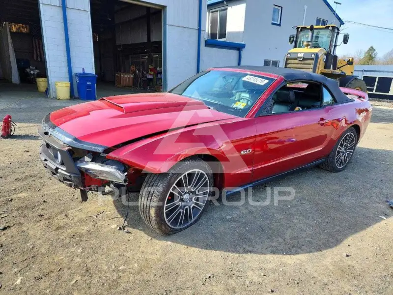 2012 Ford MUSTANG фото