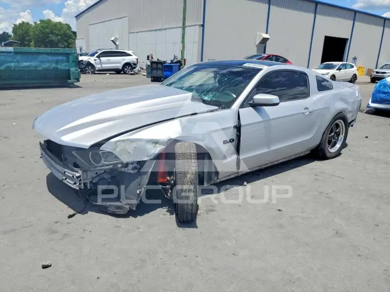 2012 Ford MUSTANG photo