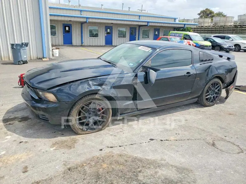 2012 Ford MUSTANG фото