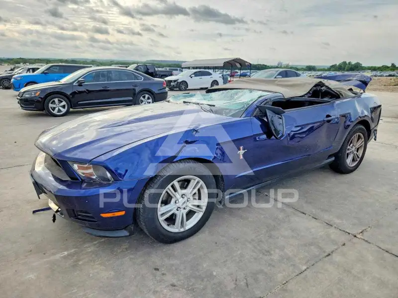 2012 Ford MUSTANG фото