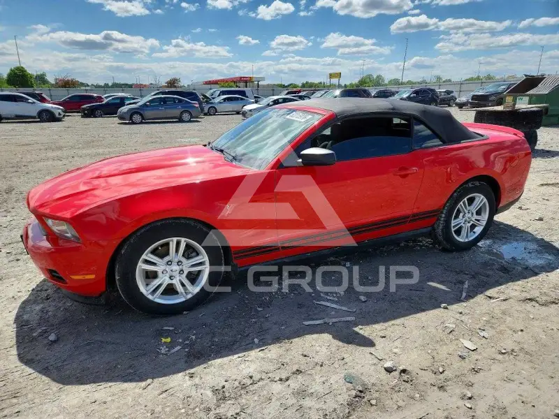 2012 Ford MUSTANG фото