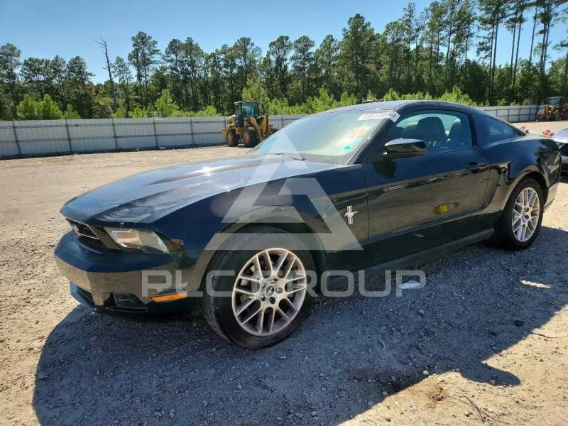 2012 Ford MUSTANG photo