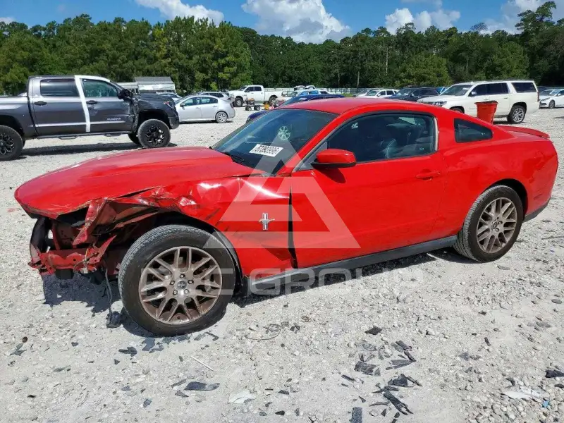 2012 Ford MUSTANG photo