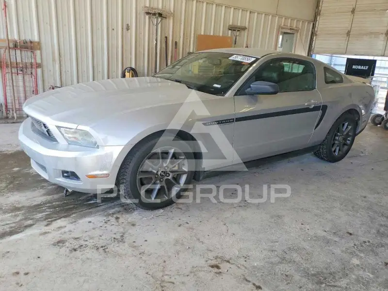 2012 Ford MUSTANG photo