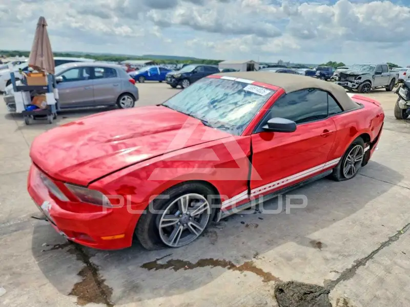 2012 Ford MUSTANG фото