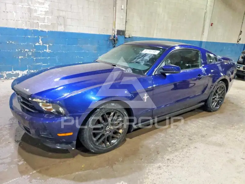 2012 Ford MUSTANG photo