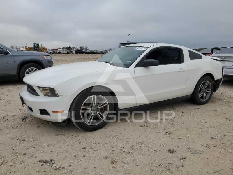 2012 Ford MUSTANG фото