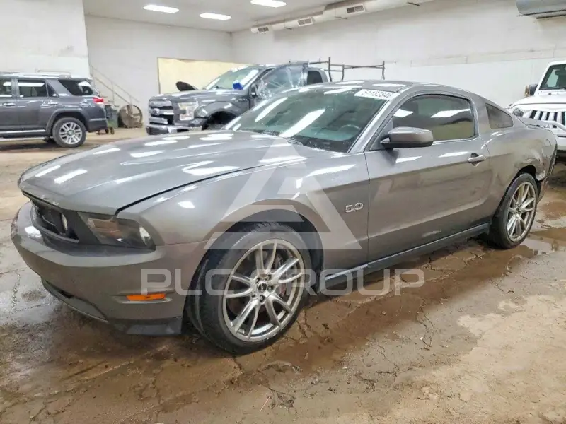2012 Ford MUSTANG фото