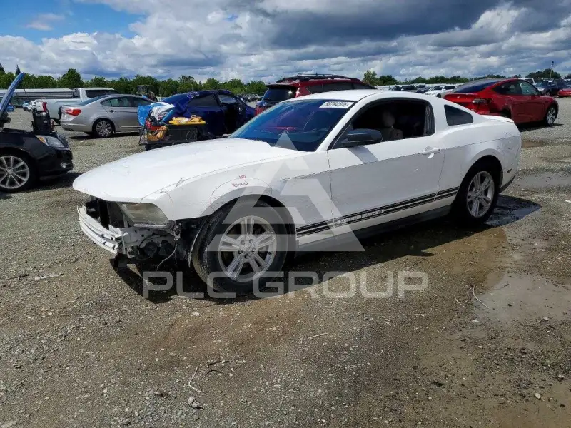 2012 Ford MUSTANG фото
