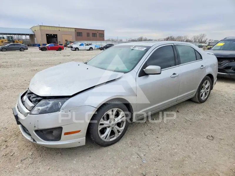 2012 Ford FUSION фото