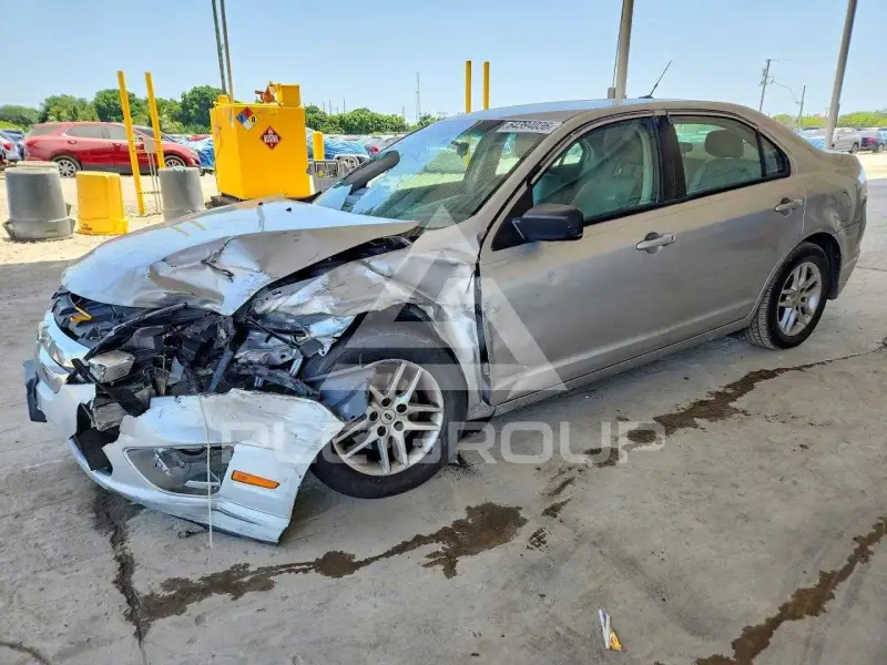 2012 Ford FUSION фото