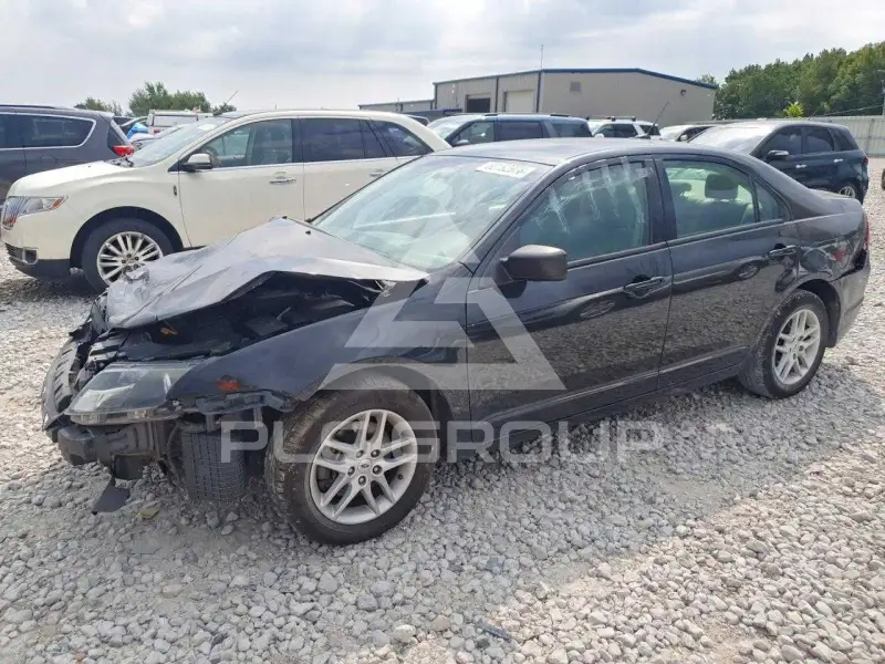 2012 Ford FUSION photo