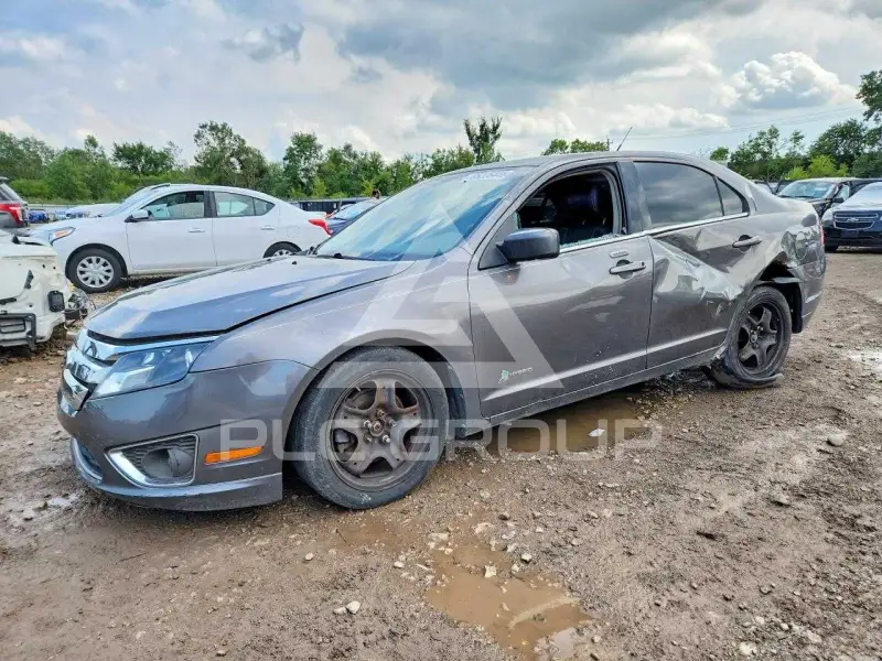 2012 Ford FUSION фото